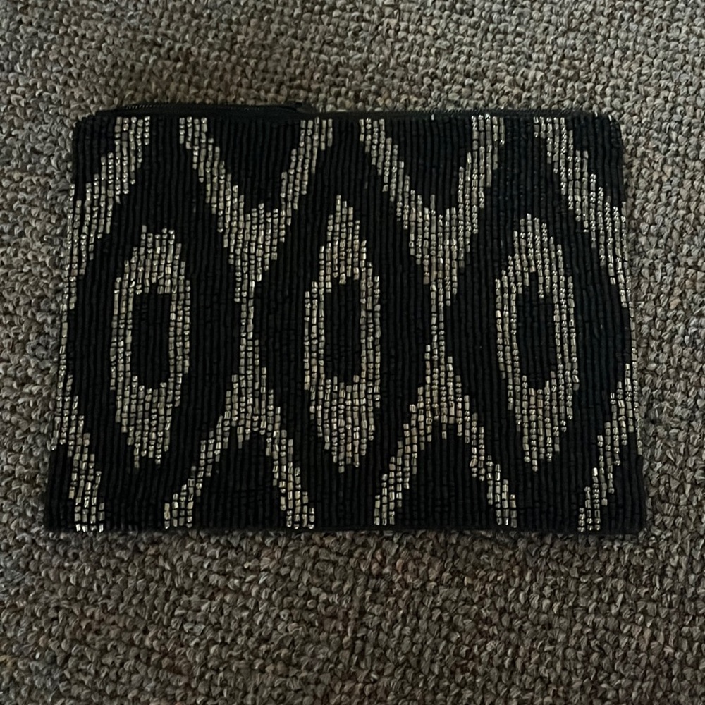 Moyna New York beaded clutch